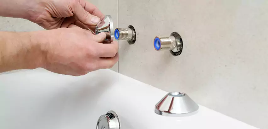 Bathtub Faucet Diverter Replacement in Waltham